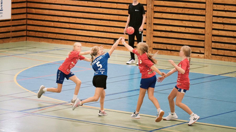 J2014 er i gang med håndballturnering